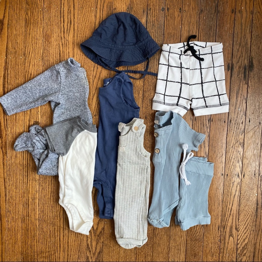 Neutral Blue/Gray Baby Boys Spring/Summer Outfits 3-6 months